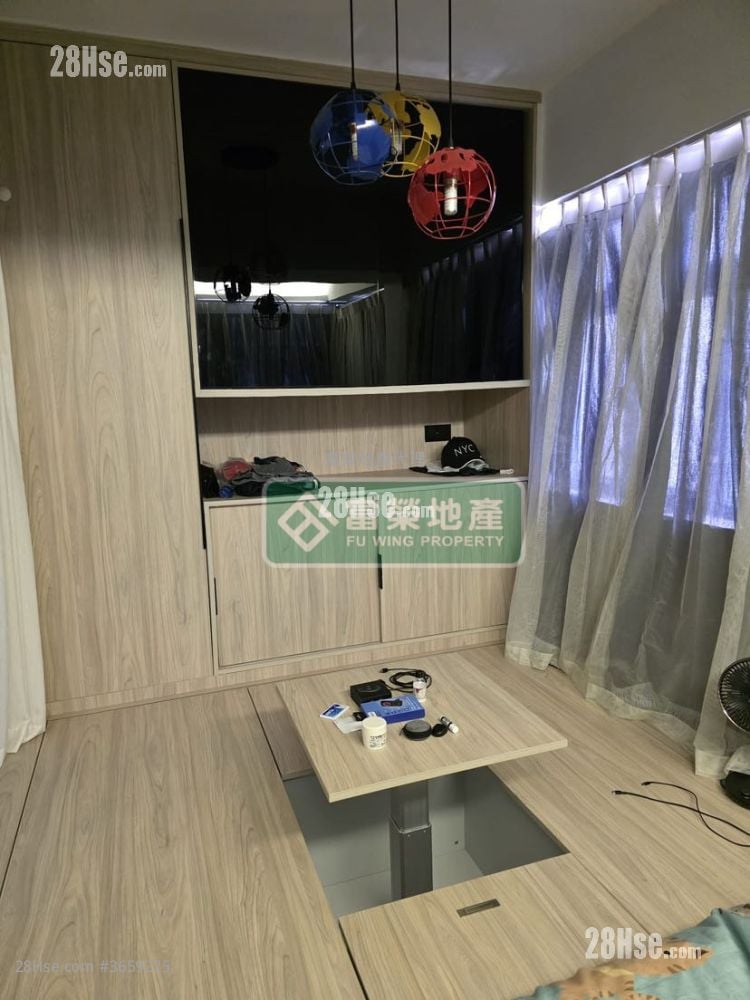 荔枝角大厦 售盘 3 房 , 1 浴室 520 平方尺