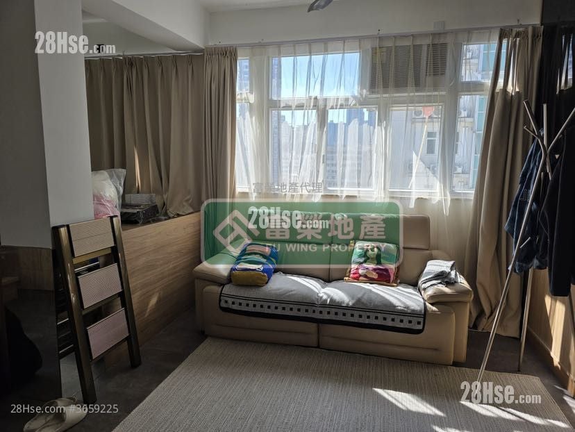 荔枝角大厦 售盘 3 房 , 1 浴室 520 平方尺