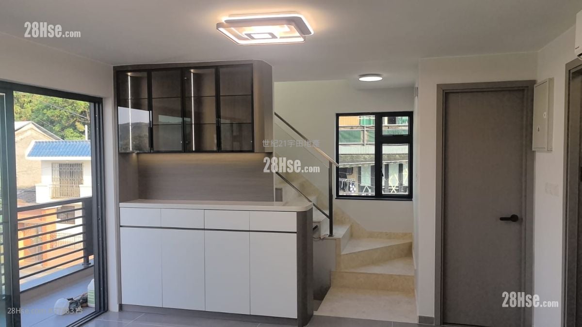Fu Tei Pai Tsuen  Sell 5+ Bedrooms , 3 Bathrooms