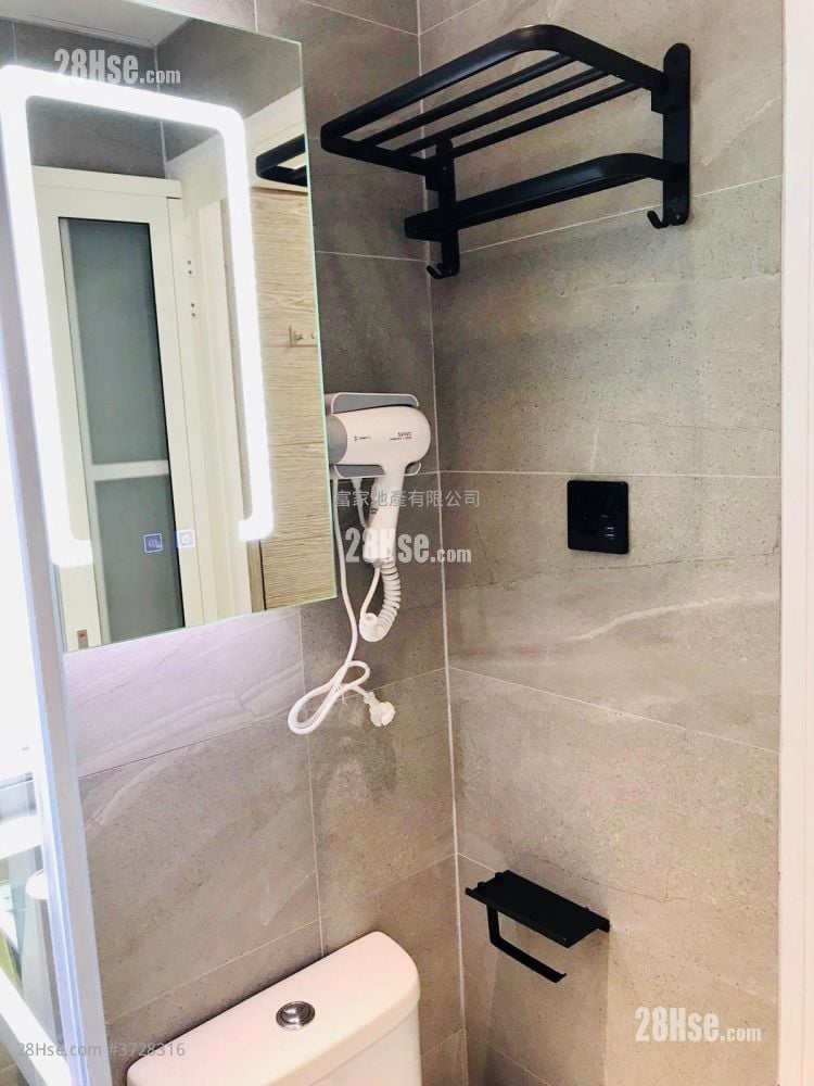 Ying Wah Court Rental Studio , 1 Bathroom
