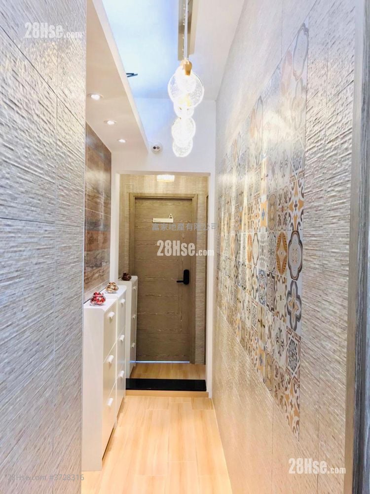 Ying Wah Court Rental Studio , 1 Bathroom