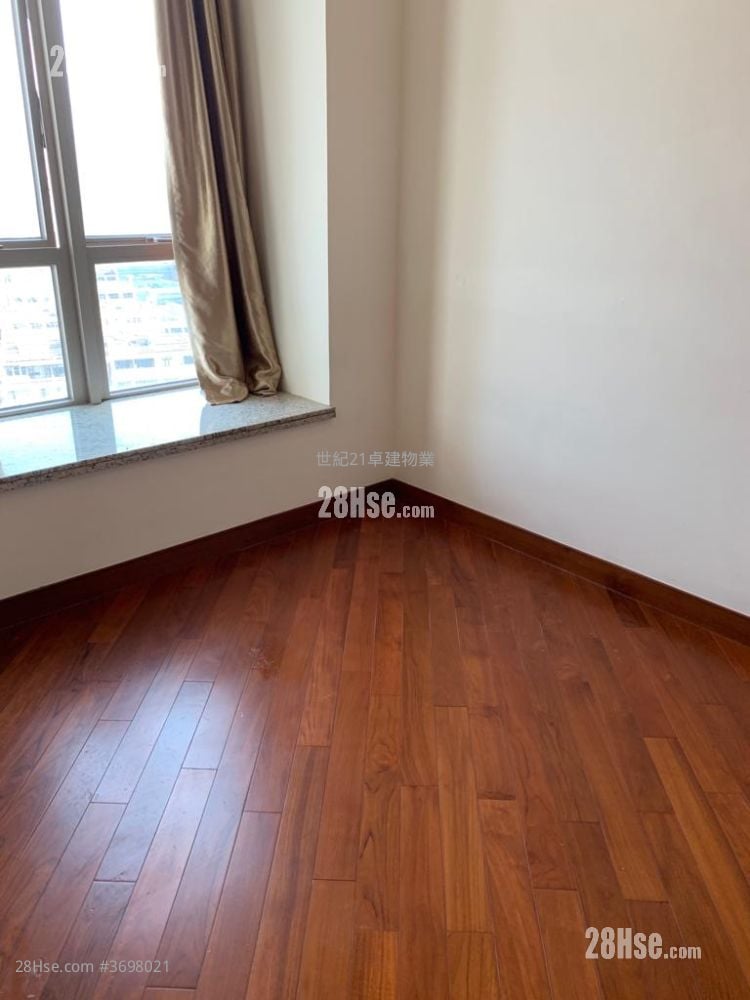 The Coronation Sell 1 Bedroom , 1 Bathroom 400 ft²