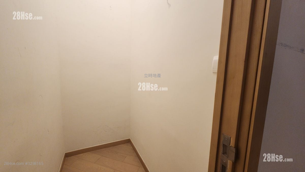 翰林峰 租盘 1 房 , 1 浴室 325 平方尺