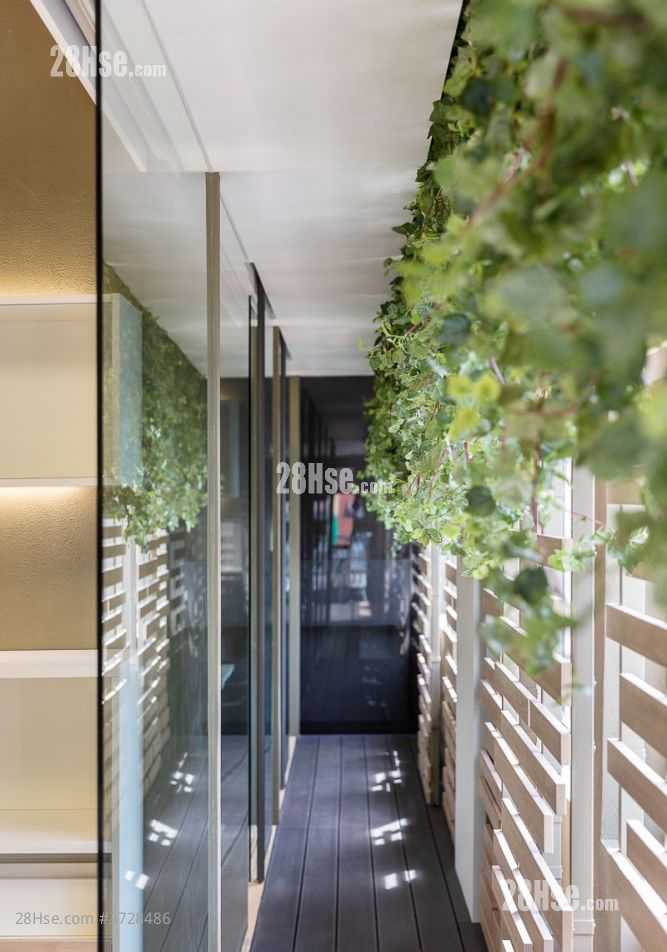 Wui Wah Factory Building Rental Studio , 4 Toilets