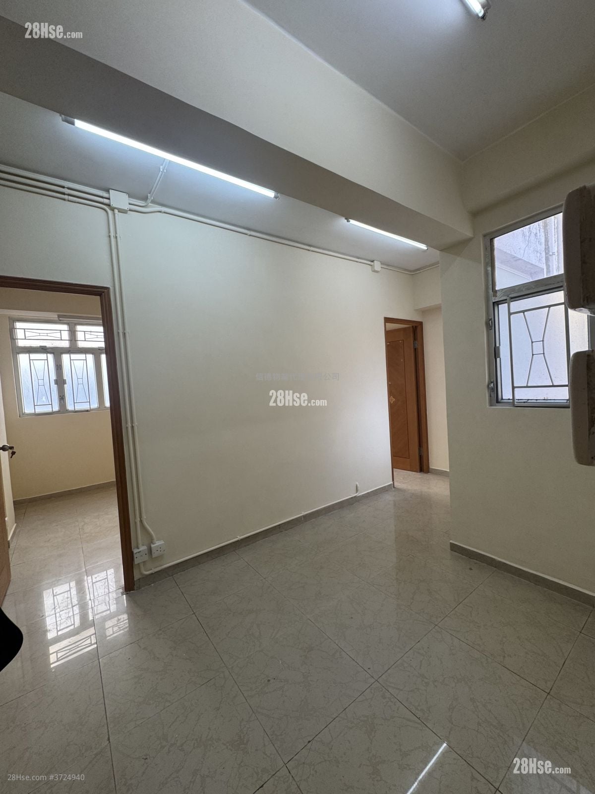 大德楼 售盘 2 房 , 1 浴室 332 平方尺