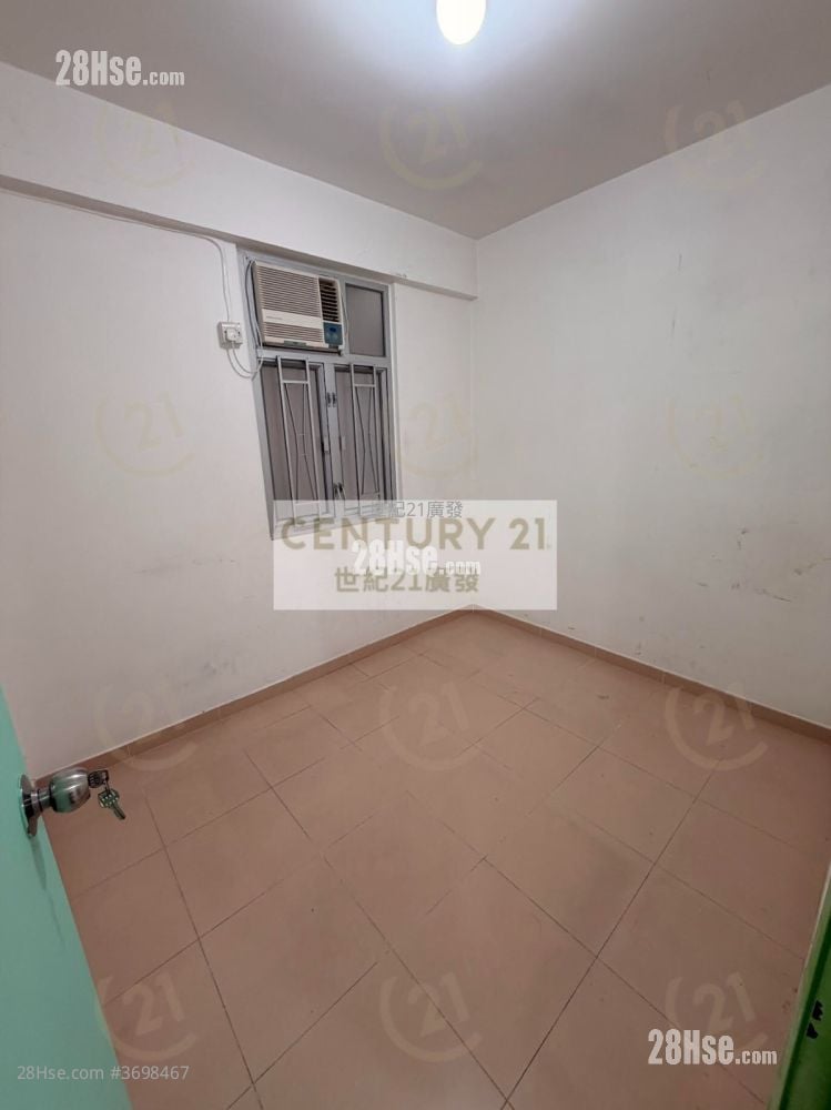 Shun Lee Building Sell 2 Bedrooms , 1 Bathroom 382 ft²