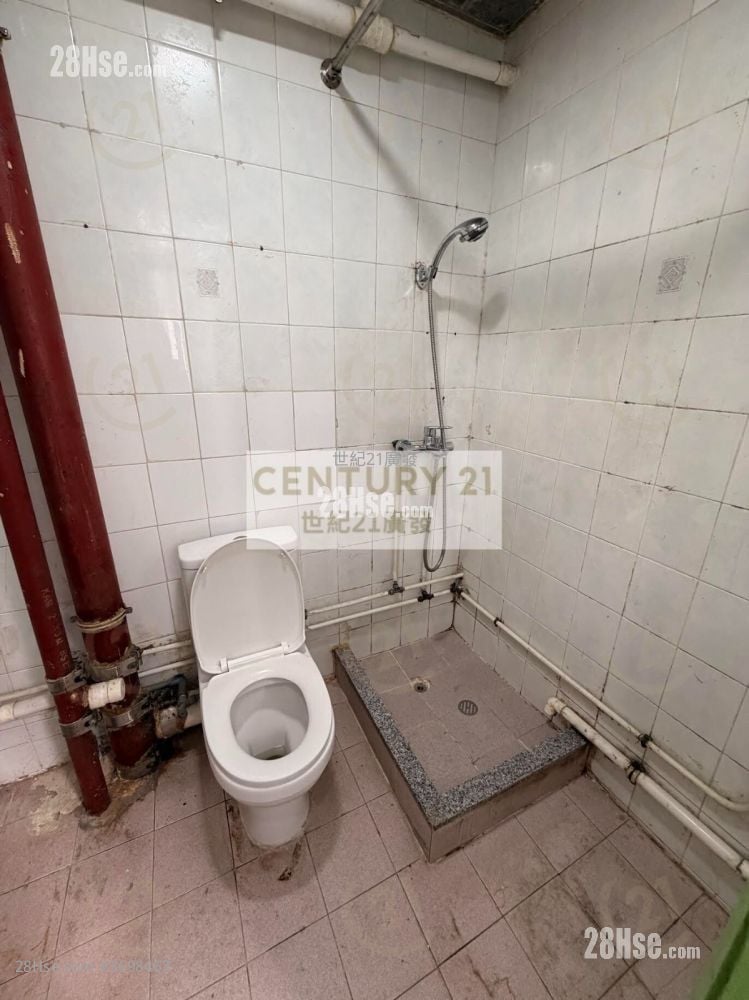 Shun Lee Building Sell 2 Bedrooms , 1 Bathroom 382 ft²