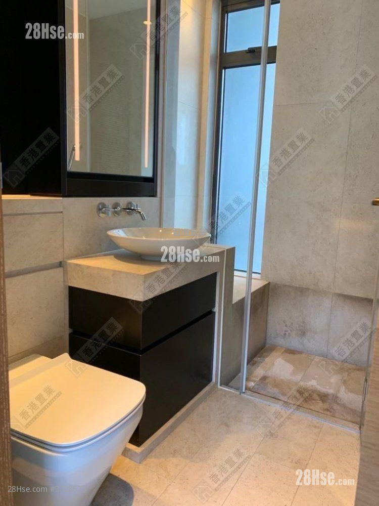 柏傲山 售盤 2 房 , 1 浴室 717 平方呎