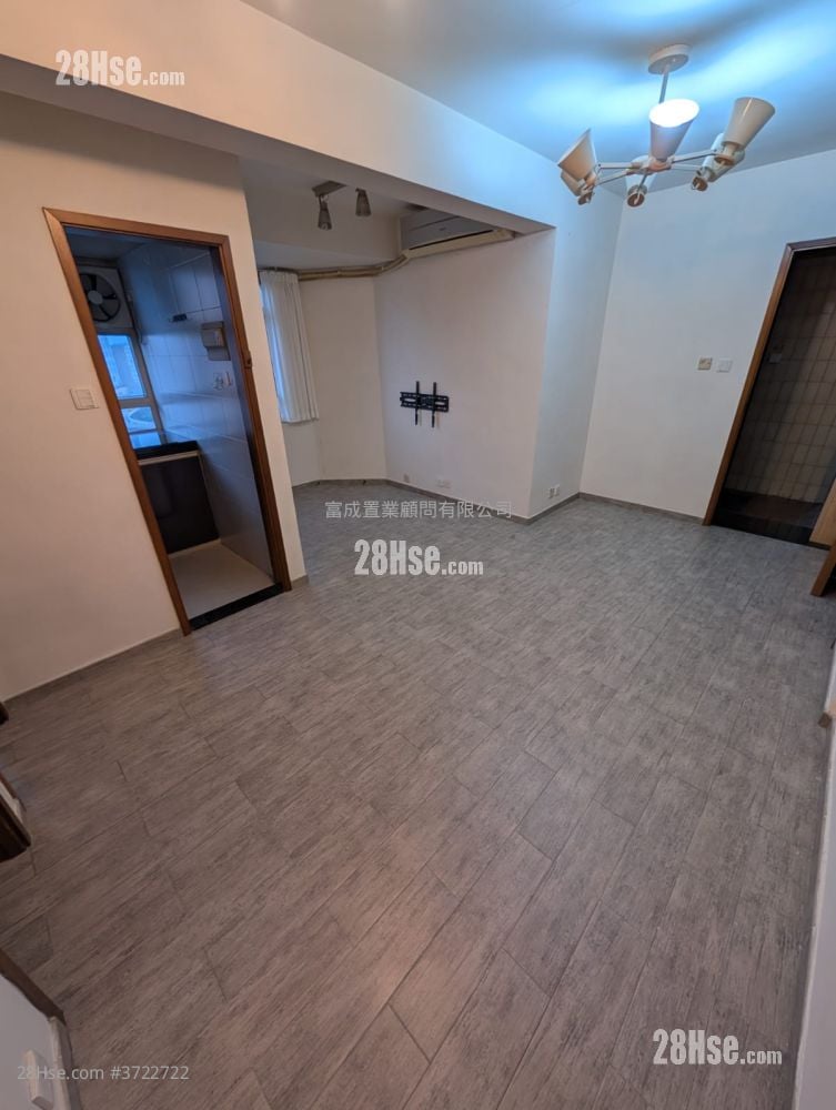 Tak Bo Garden Sell 393 ft²