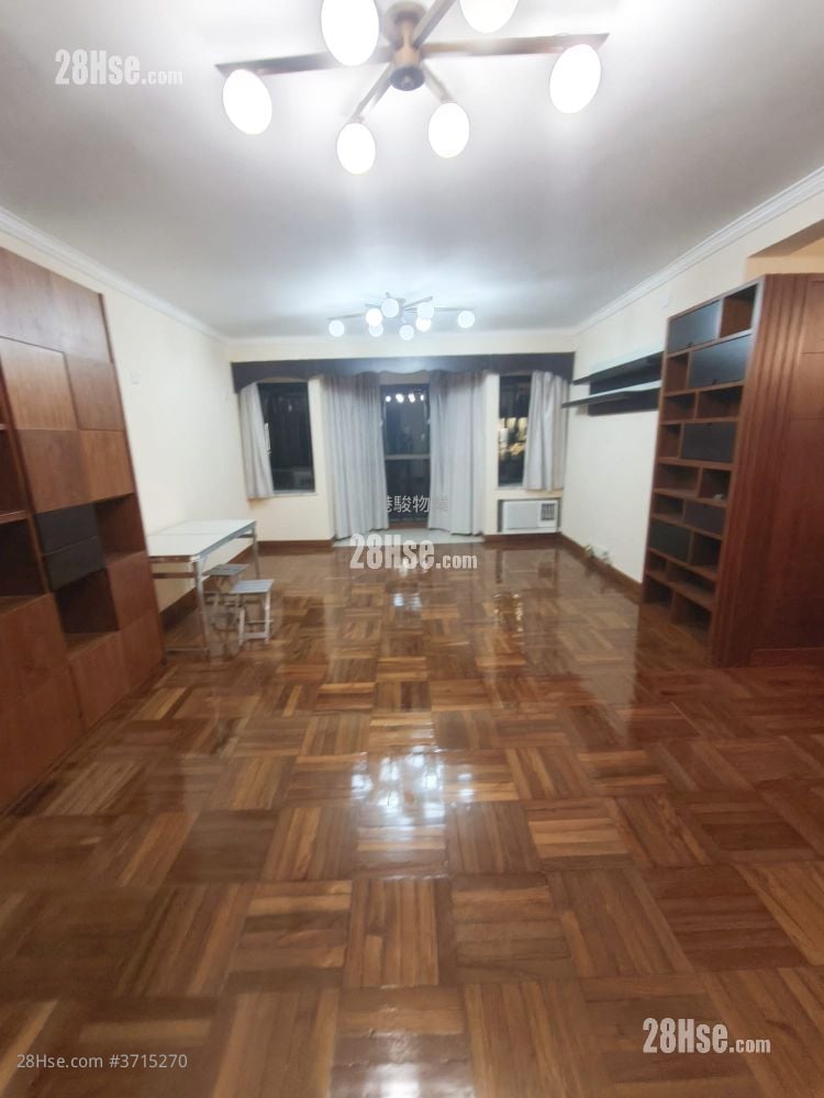 碧华花园 租盘 4 房 , 3 浴室 1,212 平方尺