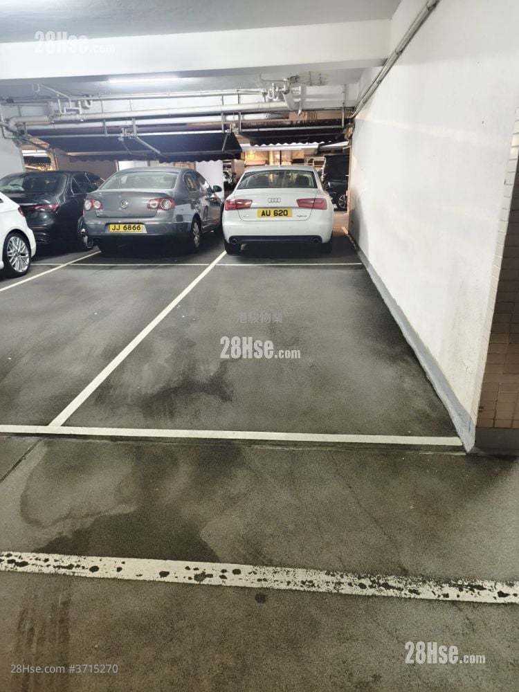 碧华花园 租盘 4 房 , 3 浴室 1,212 平方尺