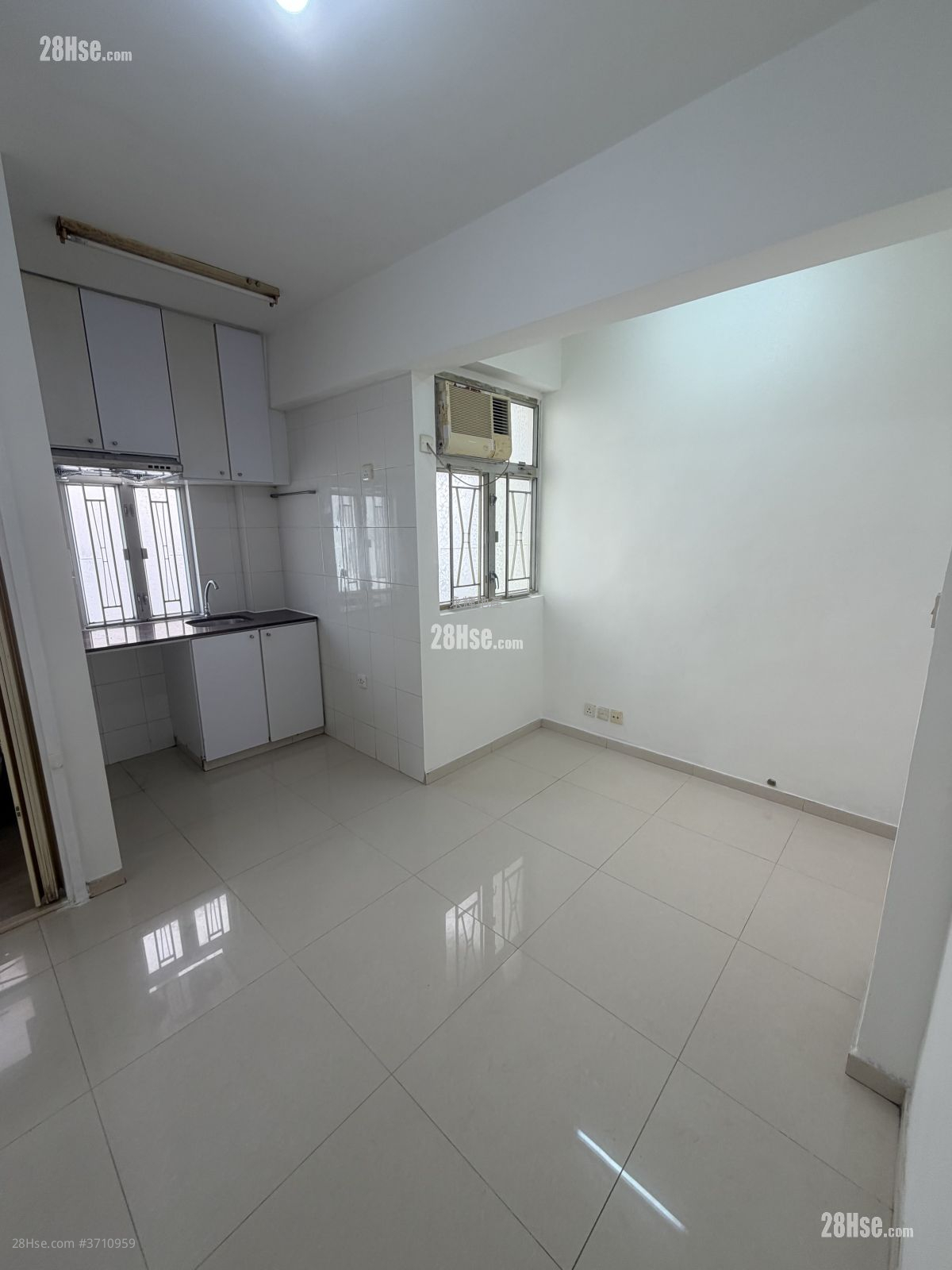 安祥大樓 租盤 2 房 265 平方呎