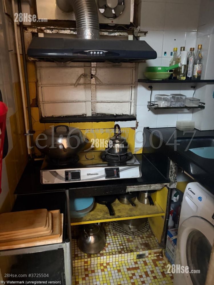 东头(二)邨 售盘 2 房 , 1 浴室 358 平方尺