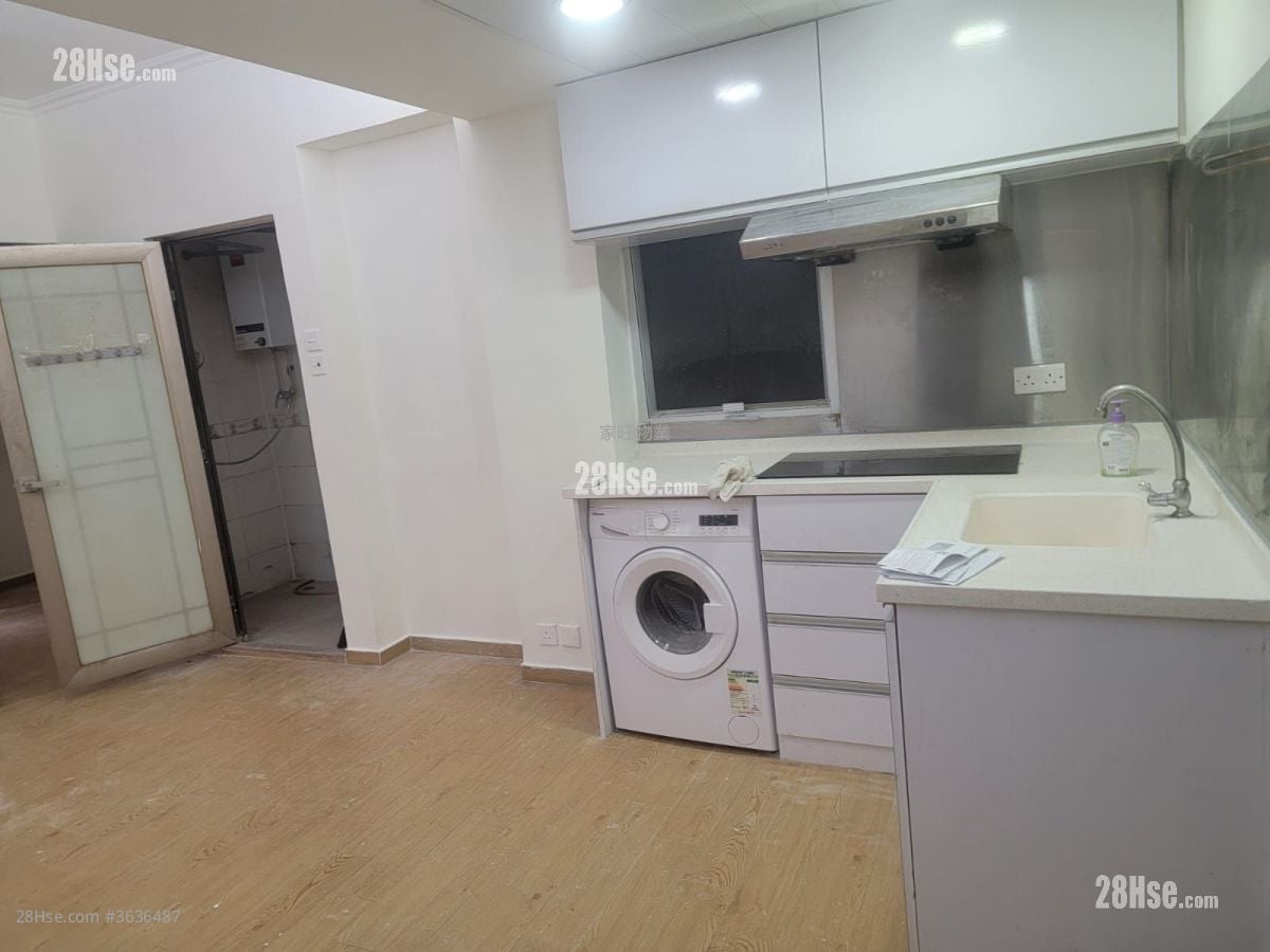Po Hing Building Sell 2 Bedrooms , 1 Bathroom 390 ft²