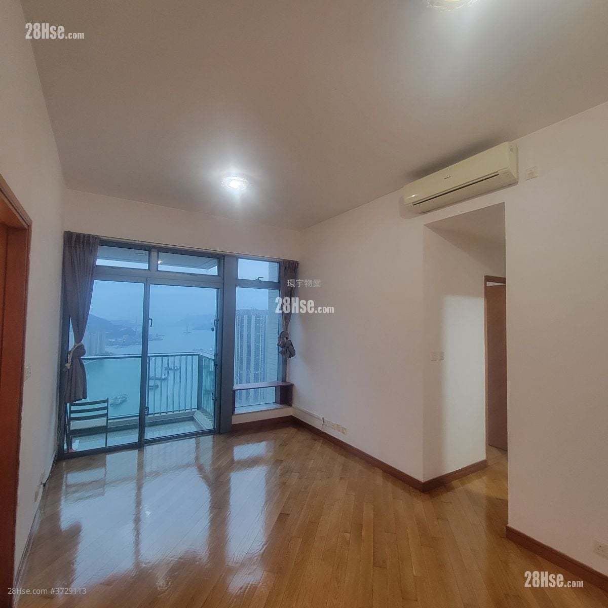 The Dynasty Rental 3 Bedrooms , 2 Bathrooms 728 ft²