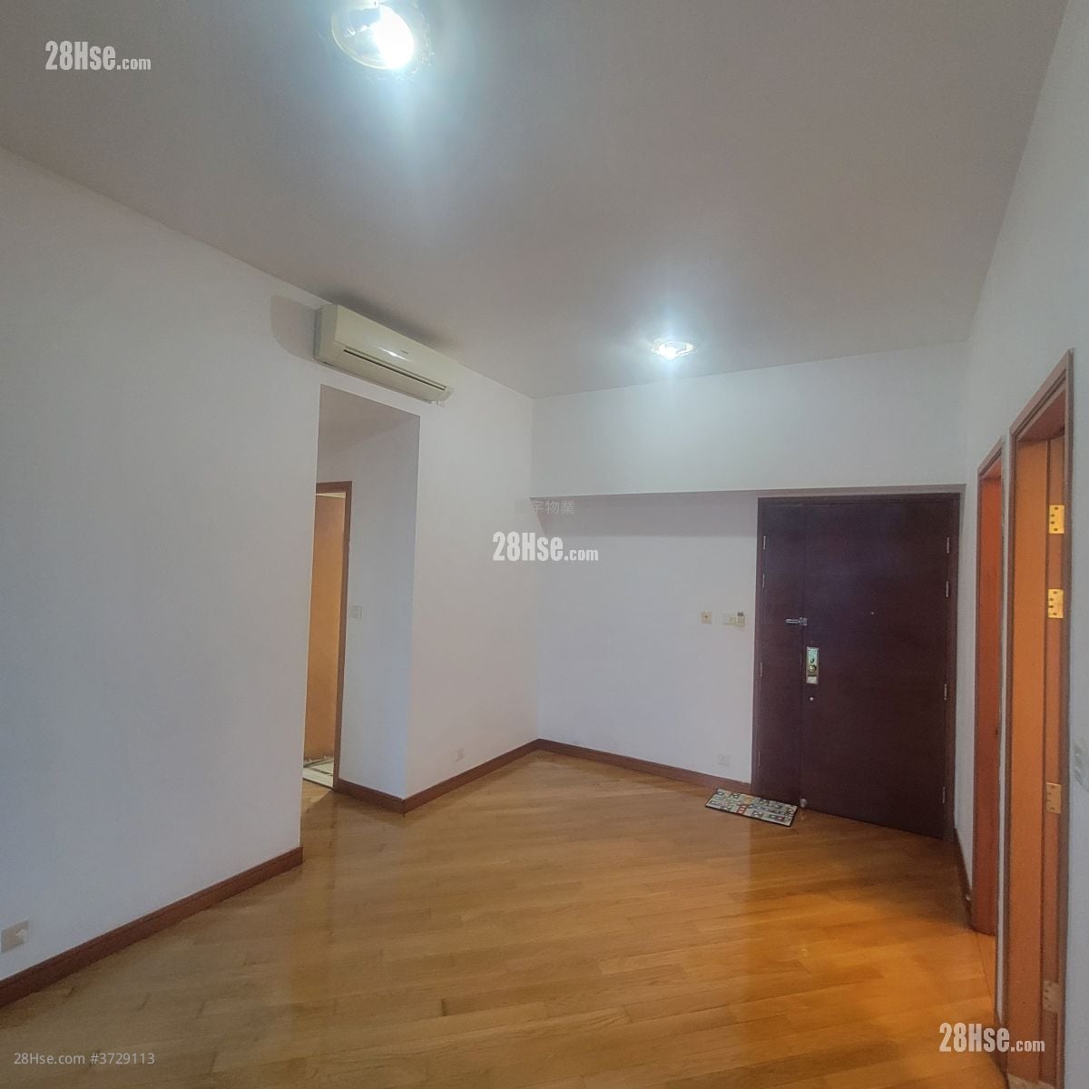 The Dynasty Rental 3 Bedrooms , 2 Bathrooms 728 ft²