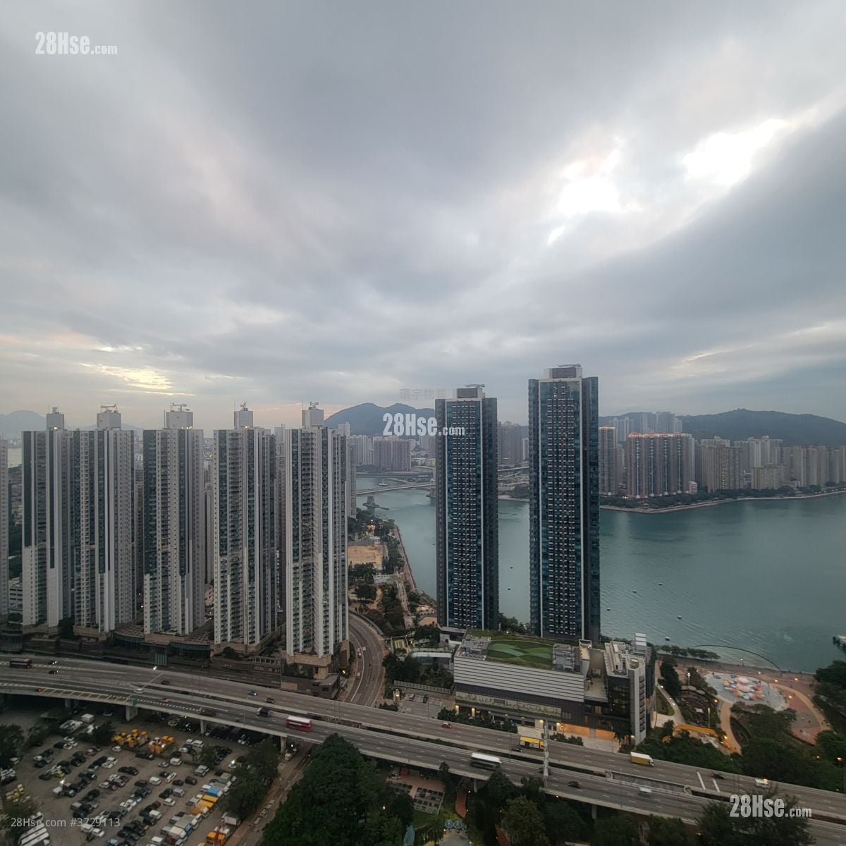 The Dynasty Rental 3 Bedrooms , 2 Bathrooms 728 ft²