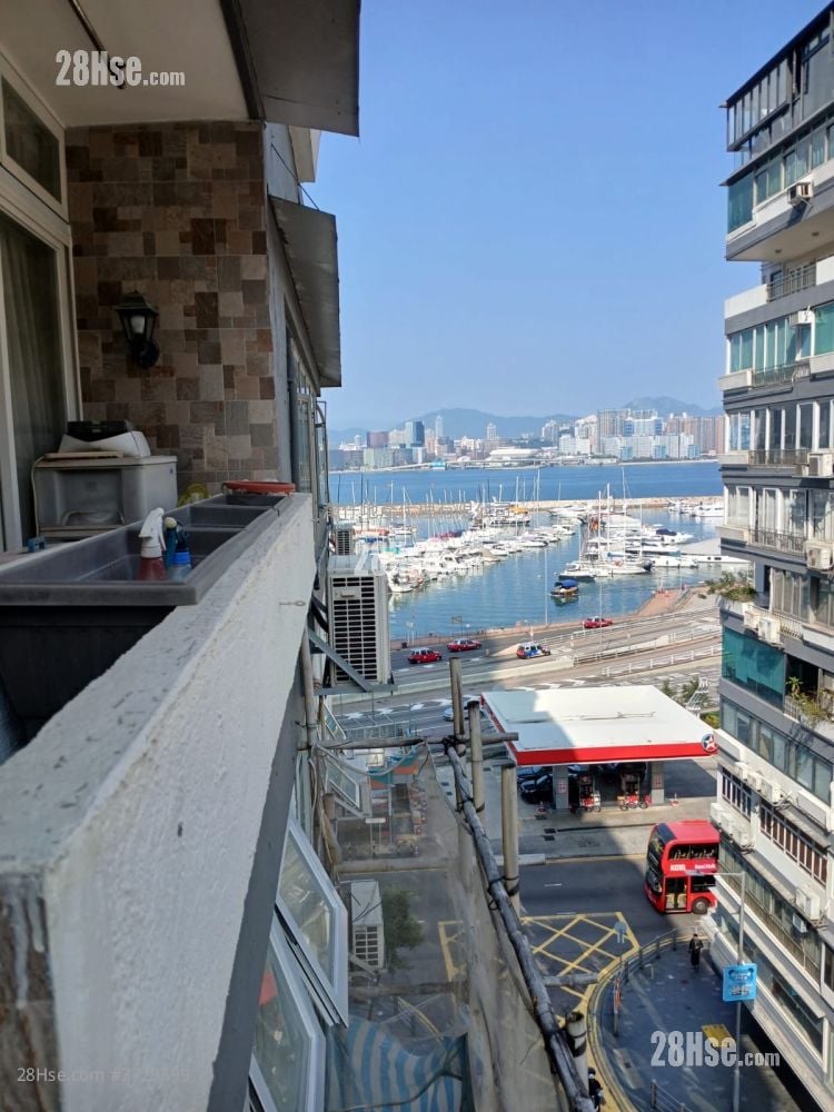 海华大厦 售盘 4 房 , 2 浴室 1,204 平方尺