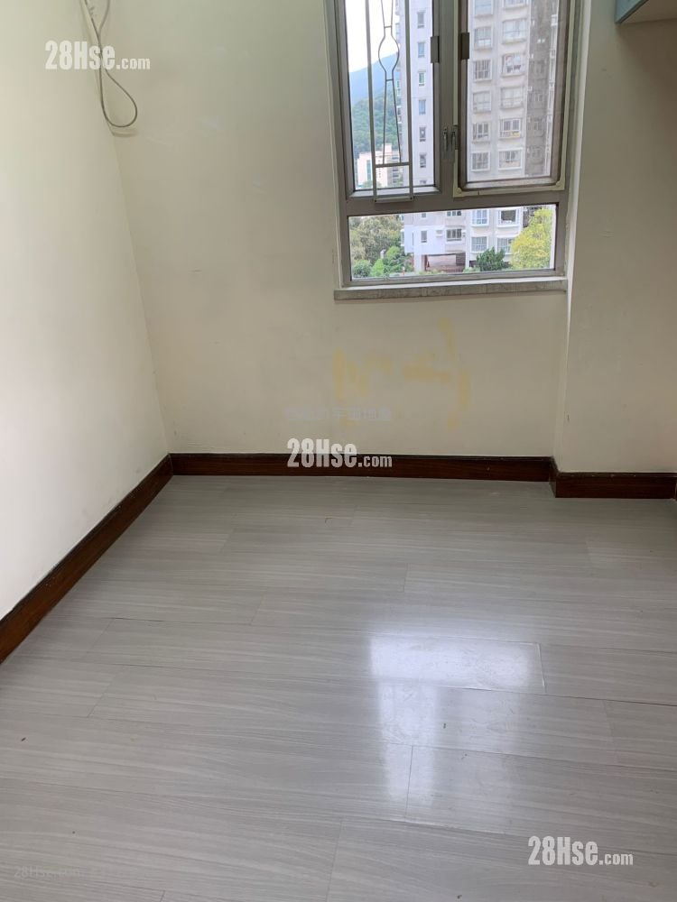 Beautiful Garden Sell 2 Bedrooms 296 ft²