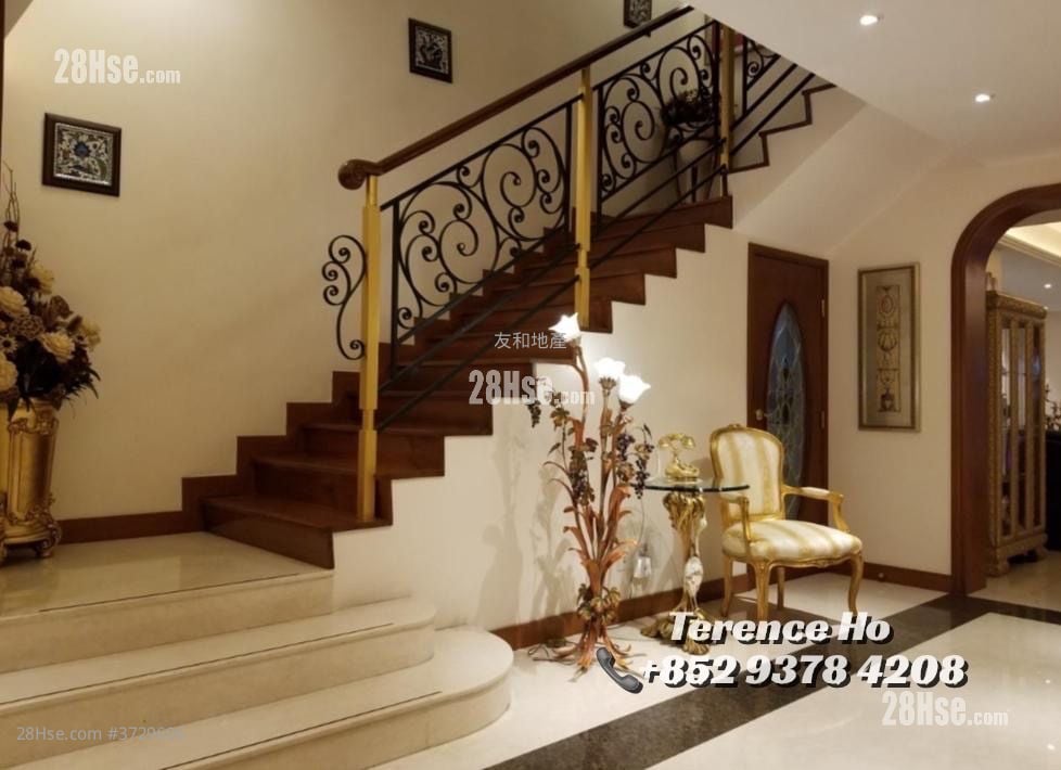 La Salle Place Sell 5+ Bedrooms , 5+ Bathrooms 5,139 ft²