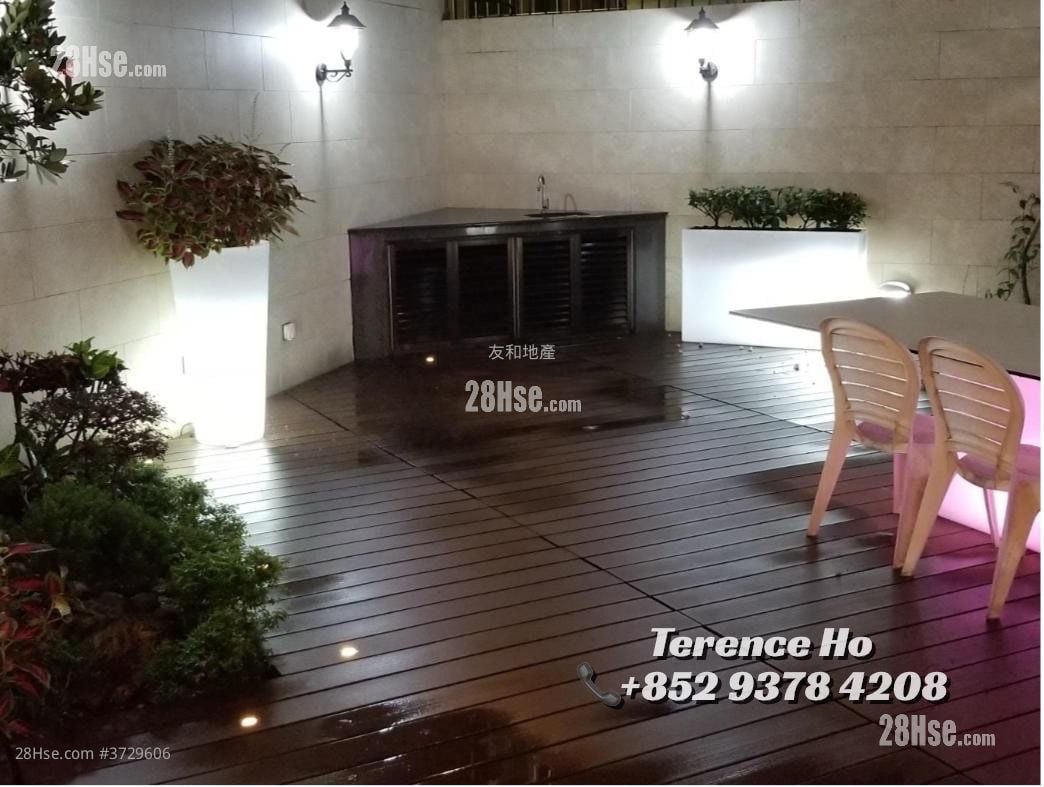 La Salle Place Sell 5+ Bedrooms , 5+ Bathrooms 5,139 ft²