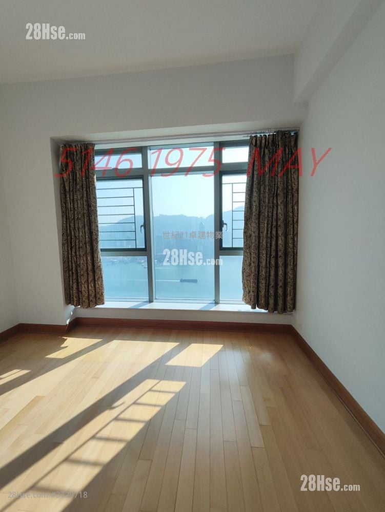 君临天下 租盘 4 房 , 3 浴室 2,334 平方尺