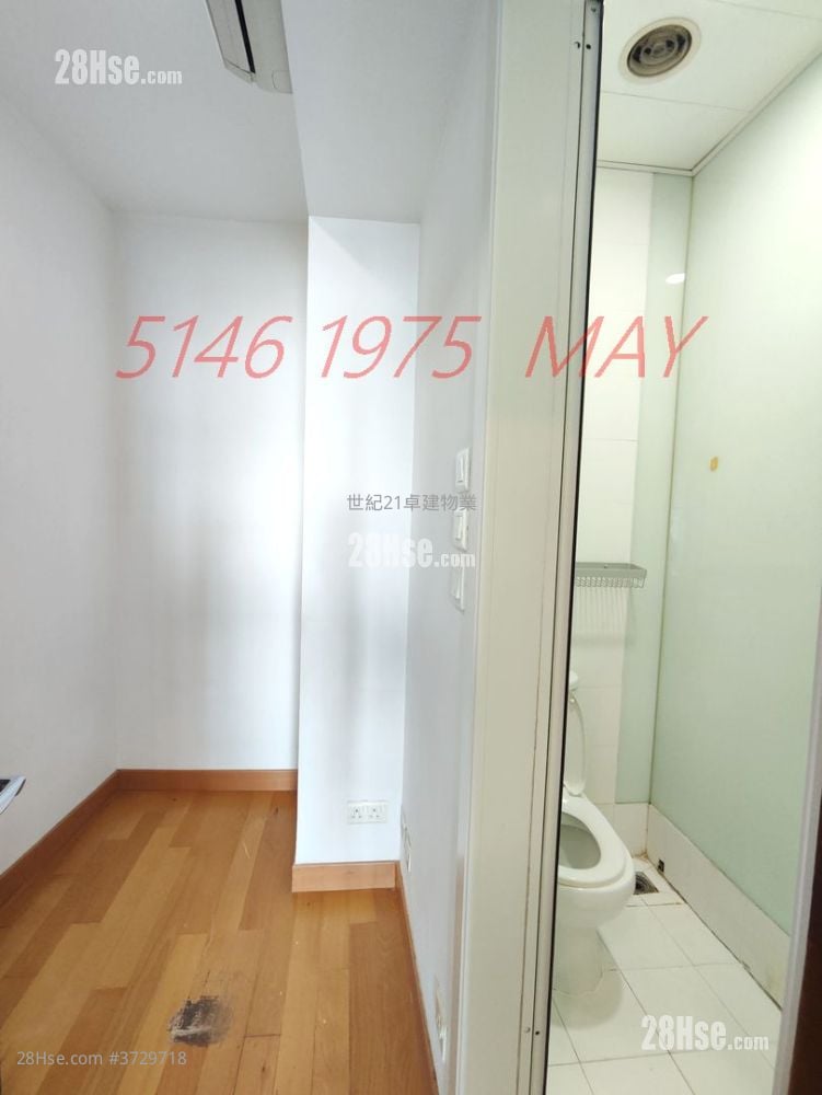 君临天下 租盘 4 房 , 3 浴室 2,334 平方尺