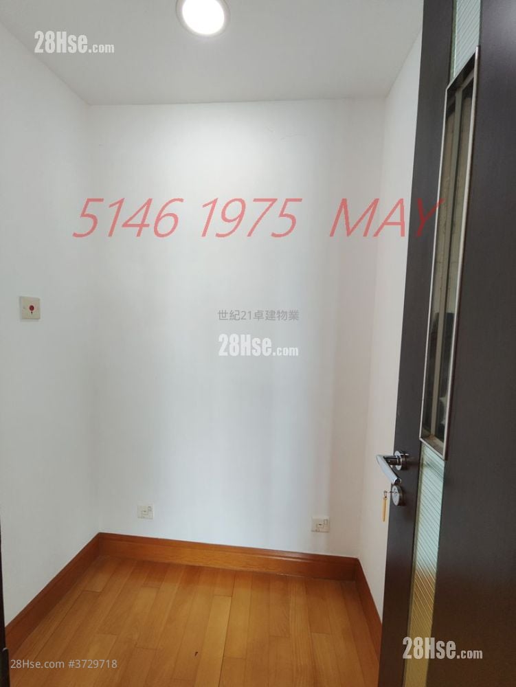 君临天下 租盘 4 房 , 3 浴室 2,334 平方尺