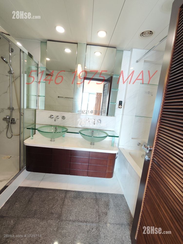 君临天下 租盘 4 房 , 3 浴室 2,334 平方尺