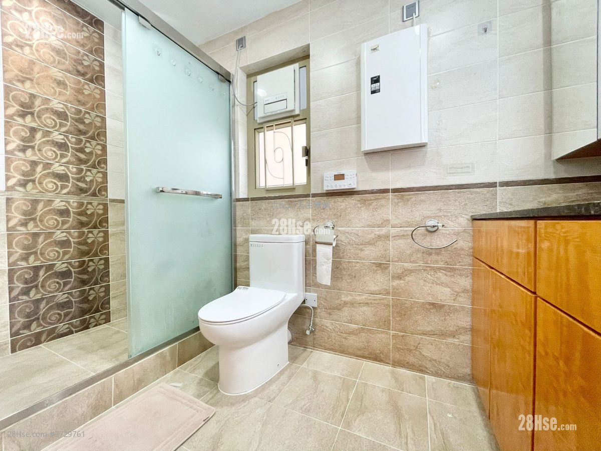 香港黃金海岸 售盤 4 房 , 3 浴室 1,245 平方呎