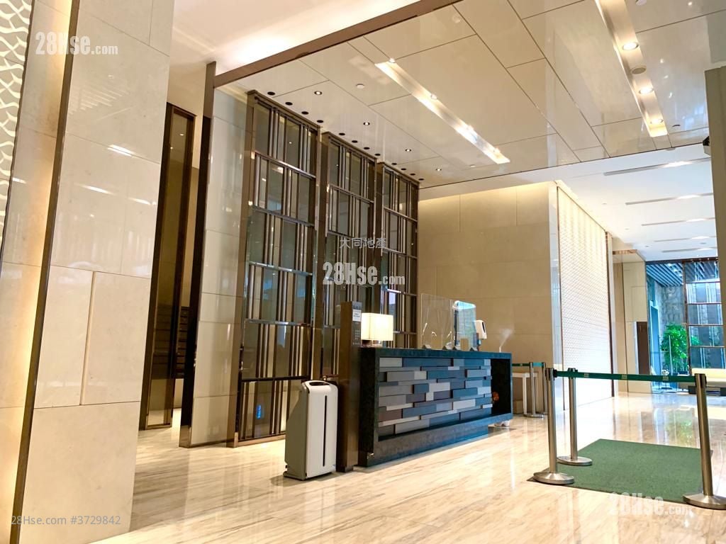 现崇山 售盘 3 房 , 2 浴室 650 平方尺