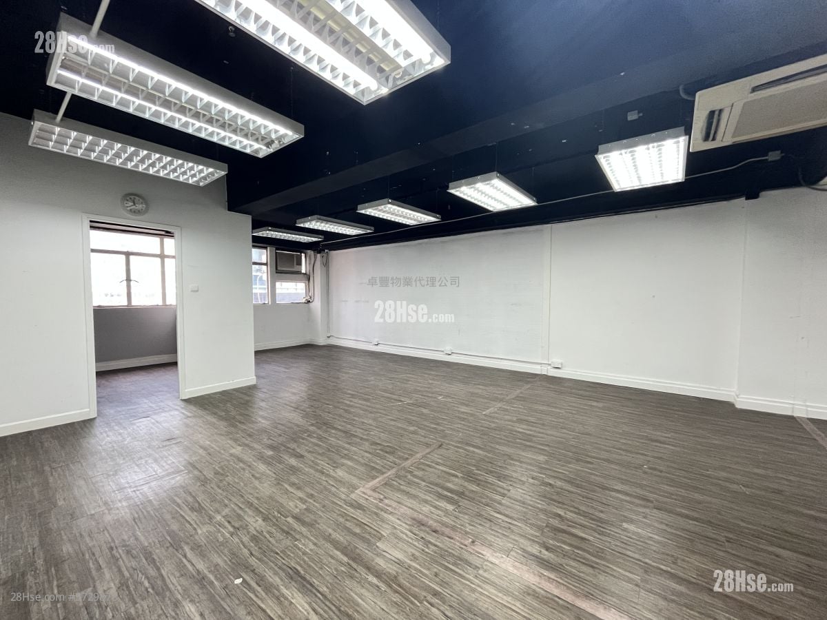 榮吉工業大廈 租盤 1 房 880 平方呎