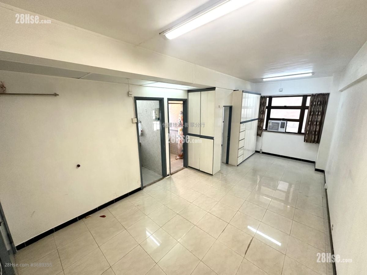 Wah Tai Mansion Sell 1 Bedroom , 1 Bathroom 367 ft²