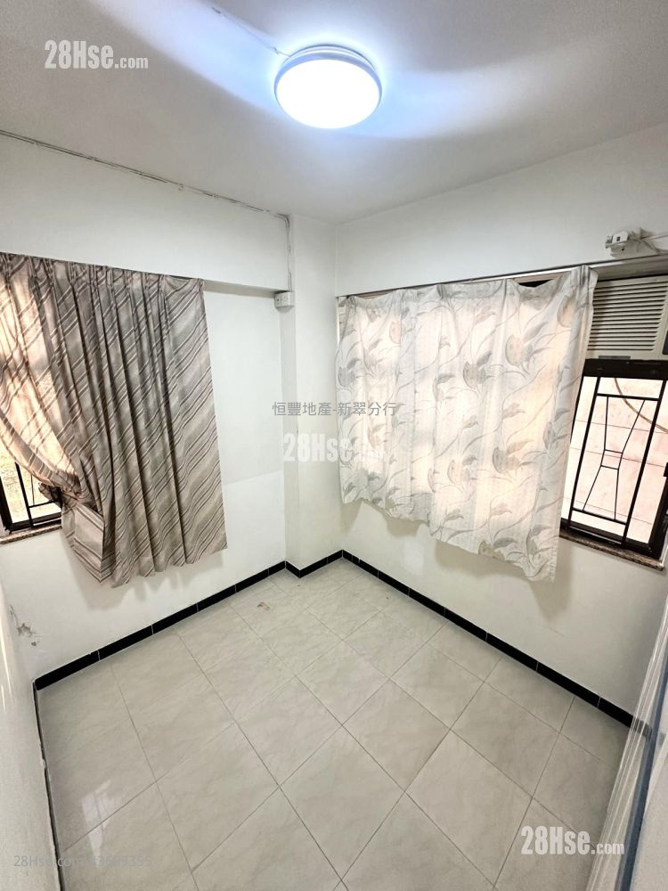 Wah Tai Mansion Sell 1 Bedroom , 1 Bathroom 367 ft²