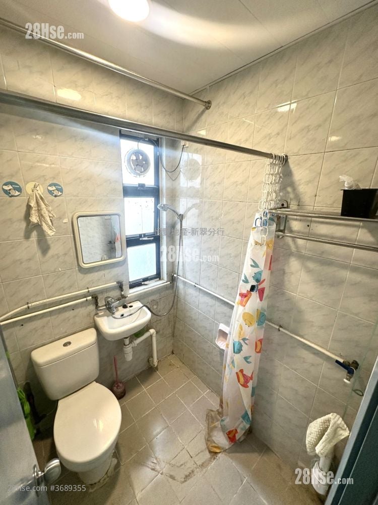 Wah Tai Mansion Sell 1 Bedroom , 1 Bathroom 367 ft²