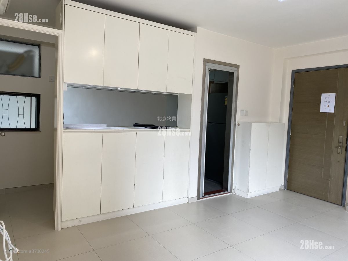 康怡花园 售盘 3 房 , 1 浴室 594 平方尺