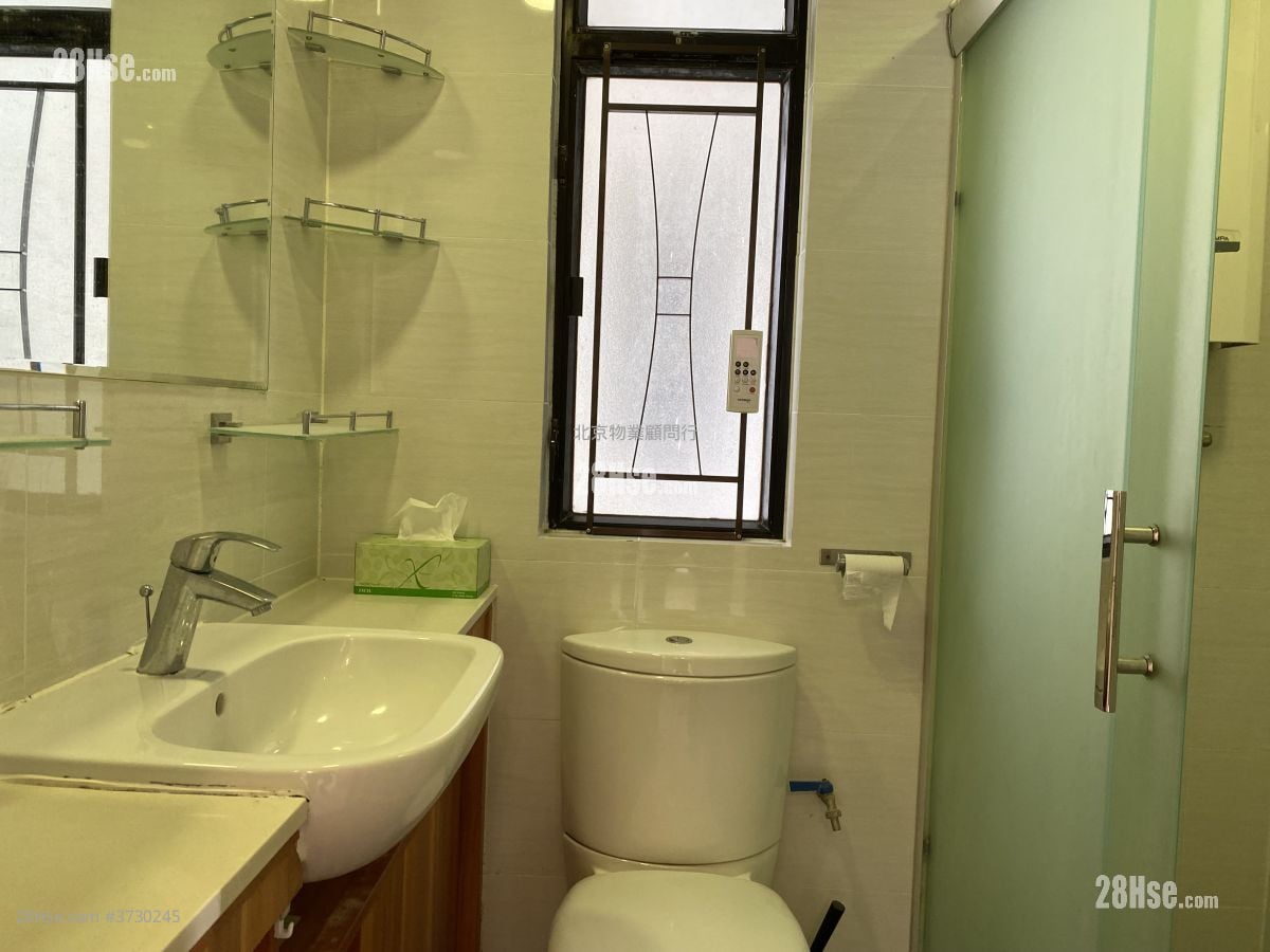 康怡花园 售盘 3 房 , 1 浴室 594 平方尺