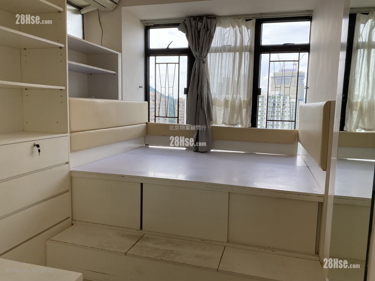 康怡花园 售盘 3 房 , 1 浴室 594 平方尺