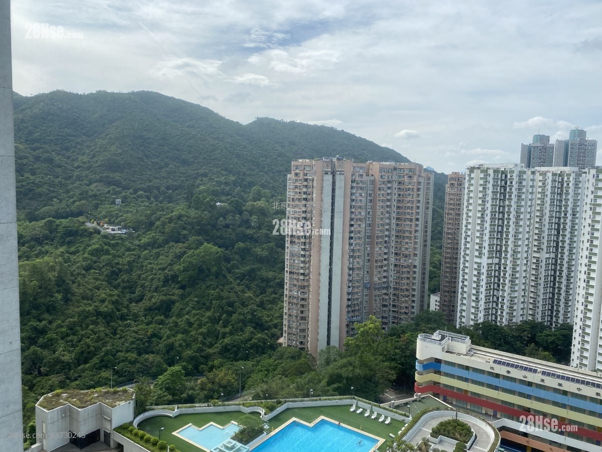 康怡花园 售盘 3 房 , 1 浴室 594 平方尺