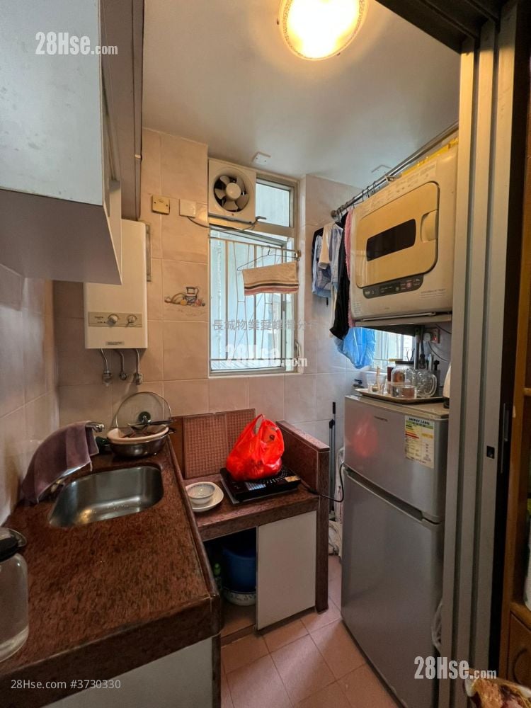 Tung Yan Court Sell 213 ft²