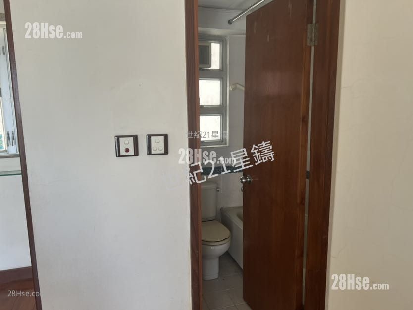 悦海华庭 售盘 2 房 , 1 浴室 527 平方尺