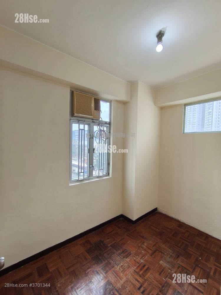 Richland Gardens Sell 540 ft²