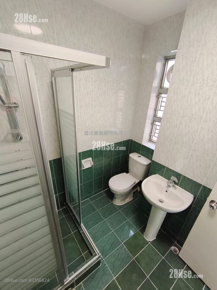 Telford Gardens Sell 474 ft²