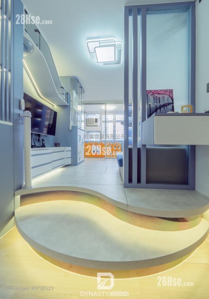 Choi Hing Court Sell 3 Bedrooms , 1 Bathroom 452 ft²