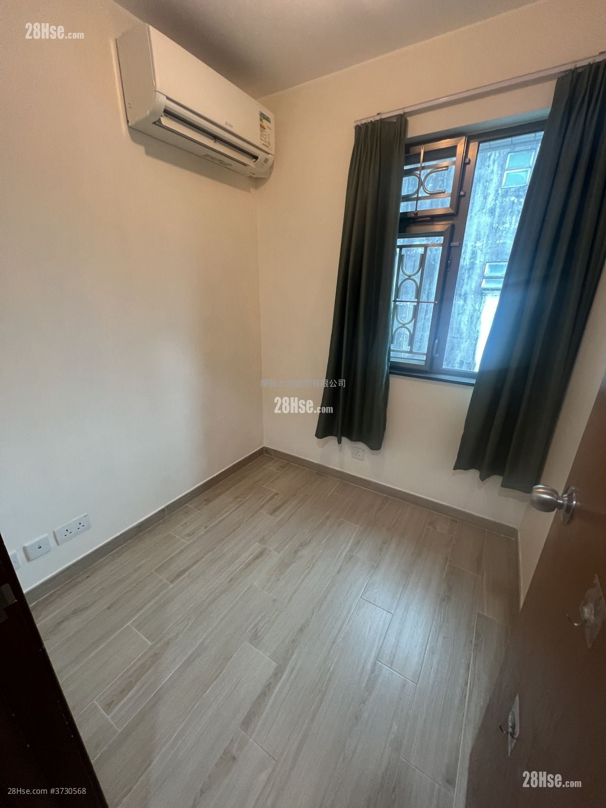 Village Rental 2 Bedrooms , 1 Bathroom 580 ft²