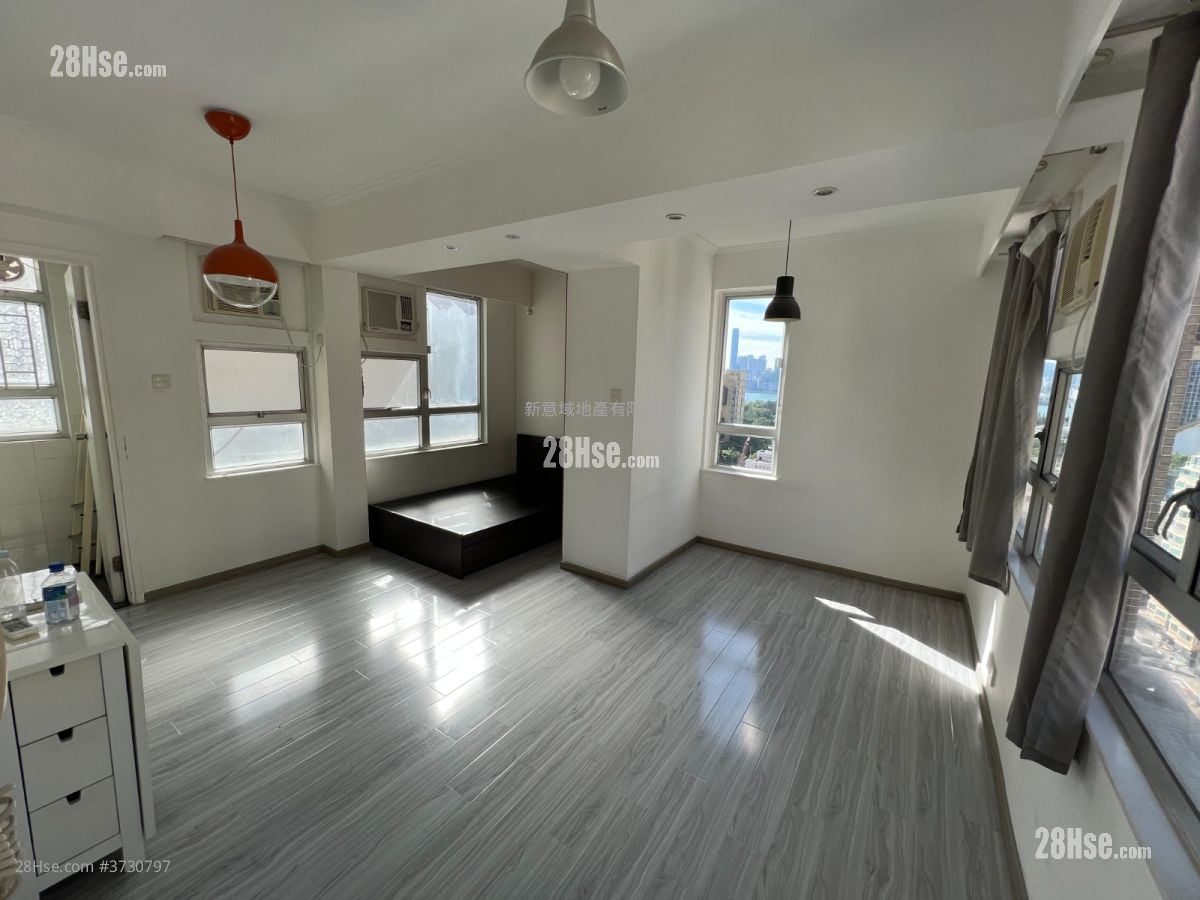 Rich Building Sell Studio , 1 Bathroom 301 ft²