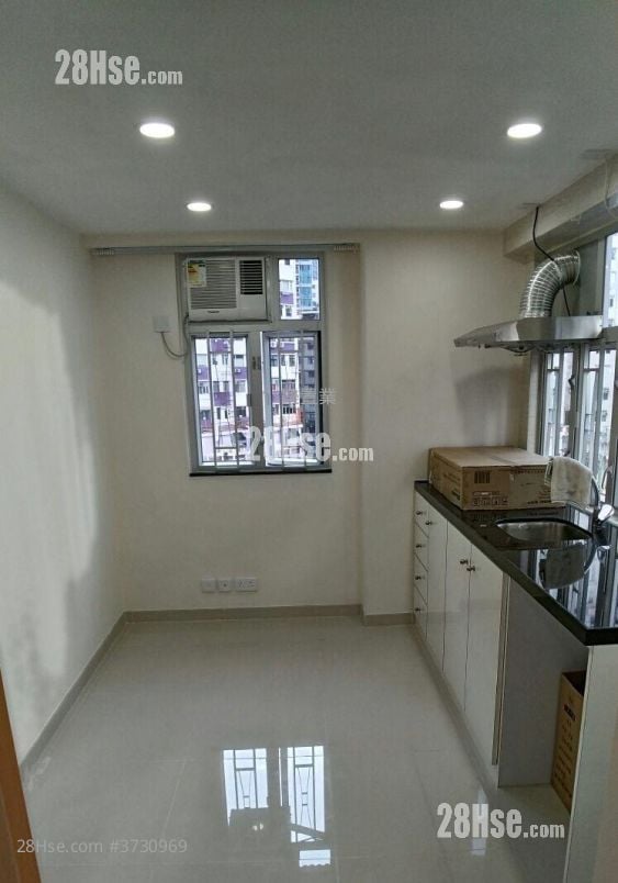 新威大厦 售盘 2 房 , 1 浴室 283 平方尺