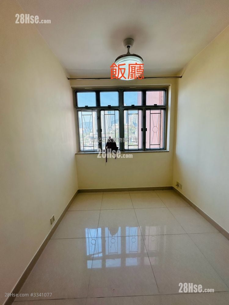 Telford Gardens Sell 2 Bedrooms , 1 Bathroom 547 ft²