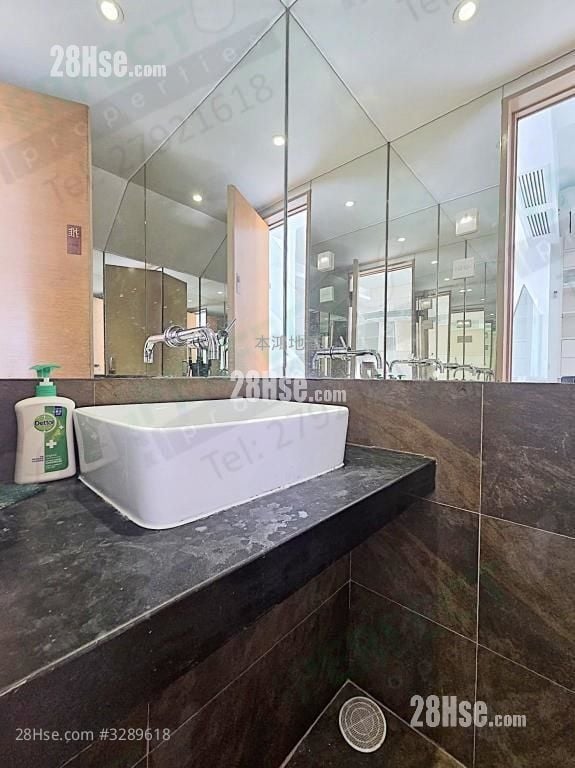 棕林别墅 租盘 5+ 房 1,702 平方尺