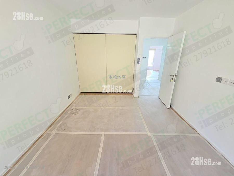 棕林别墅 租盘 5+ 房 1,702 平方尺